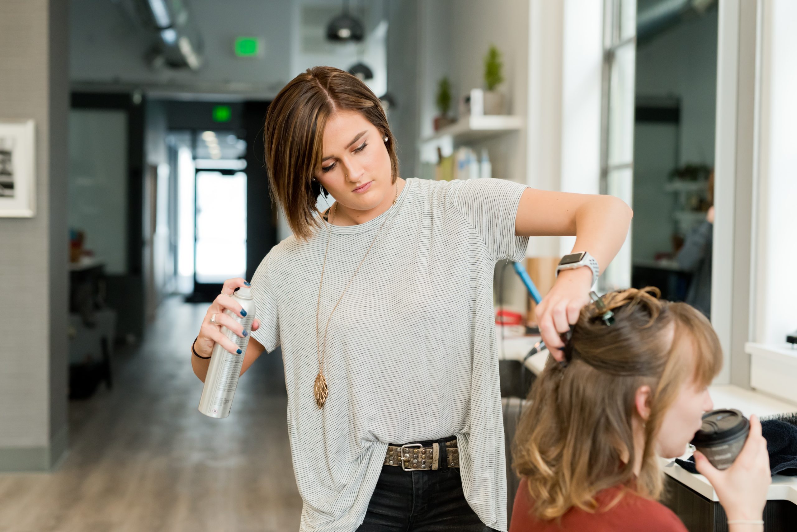 Customer Service Excellence A Guide for Hairdressers • British